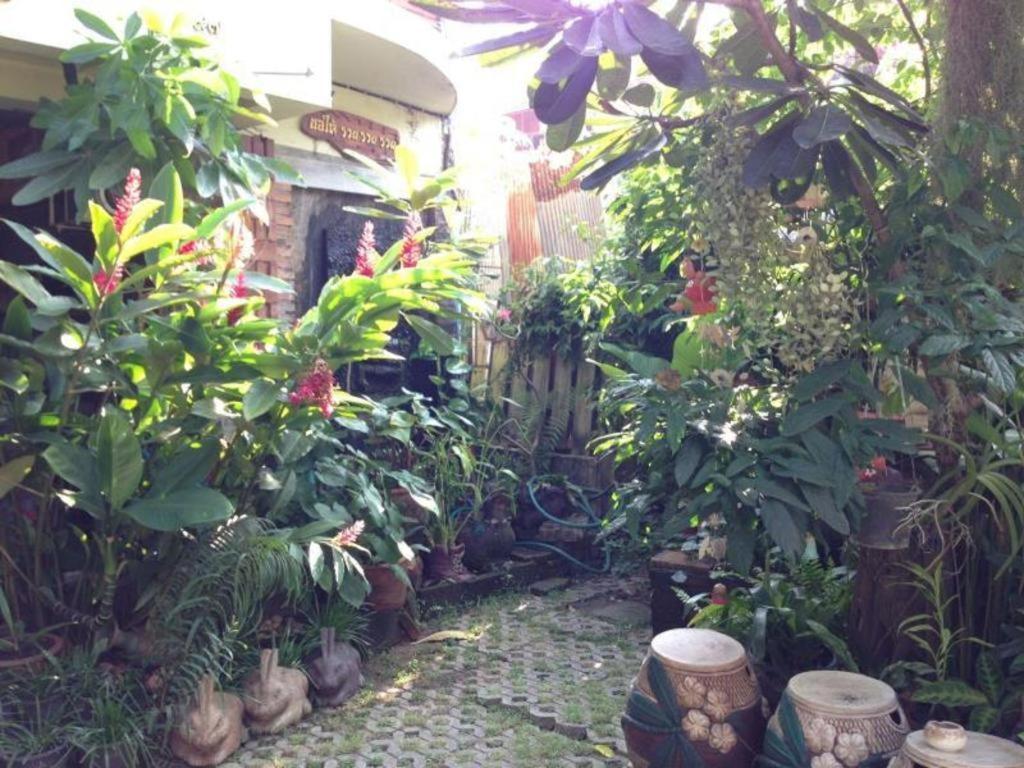 Hotel Baan Pim Chiang Mai Exterior foto